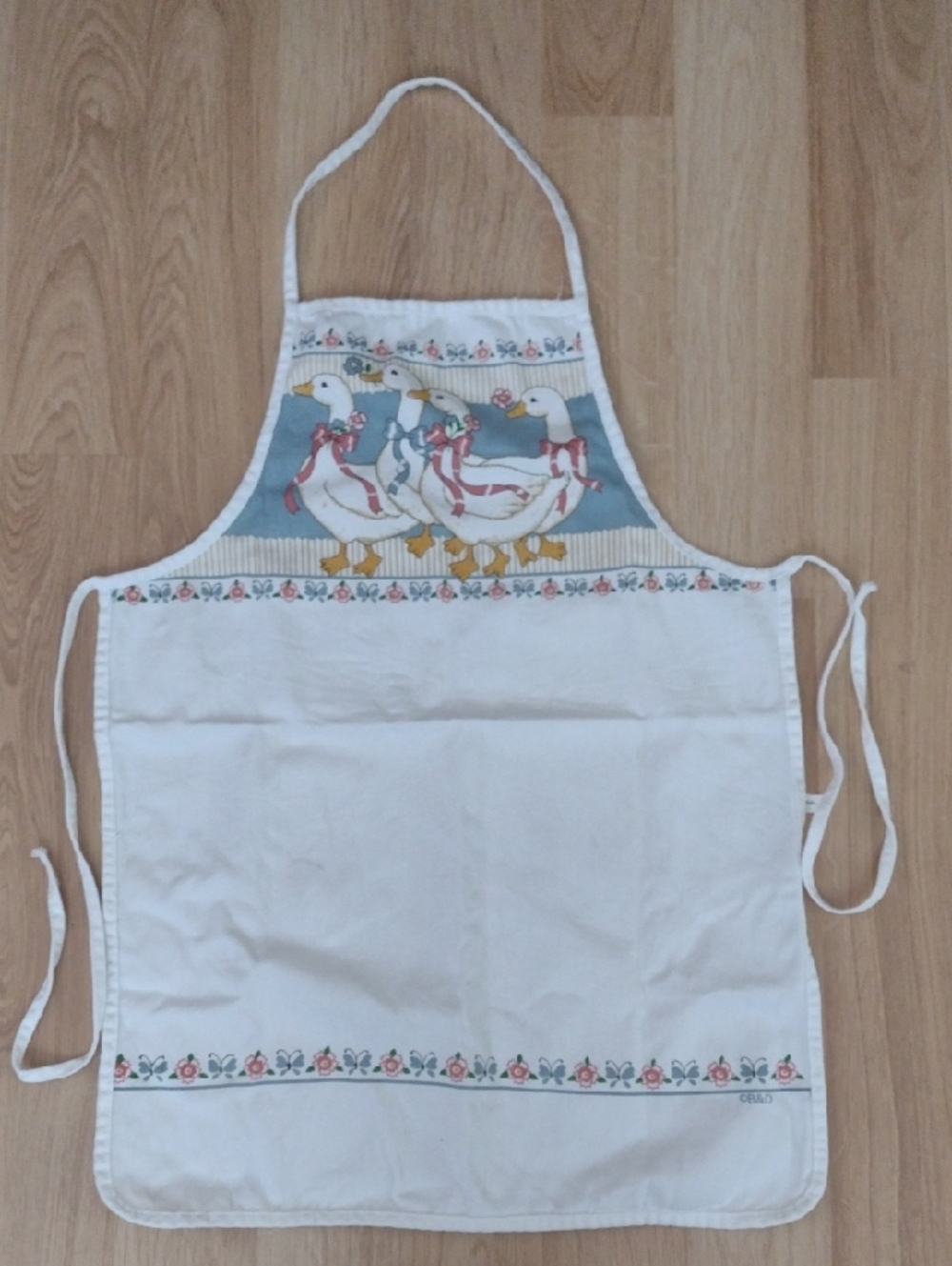 Geese Kitchen Cotton Apron With Straps Vintage 33" Long